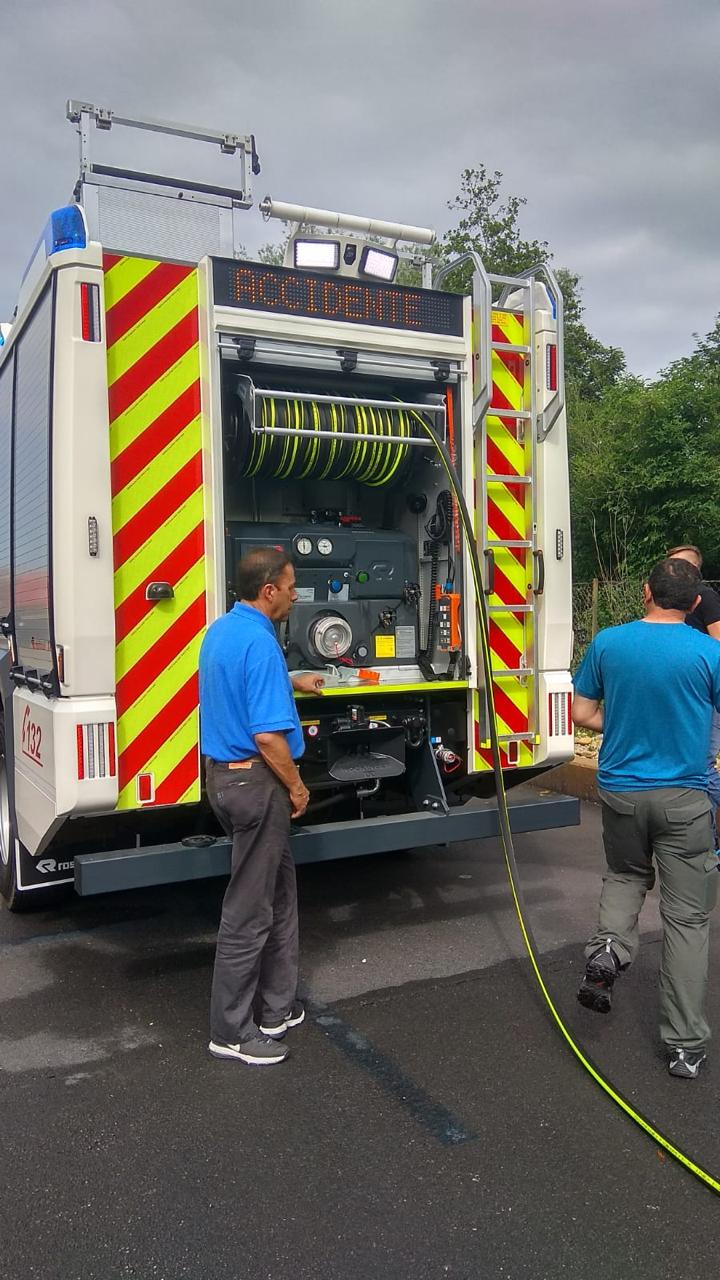 capacitacion-para-entrega-de-vehiculos-de-bombero-3.jpeg