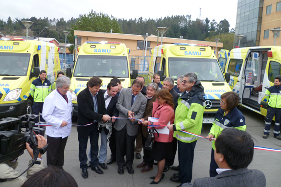 entrega-de-ambulancias-al-servicio-de-salud-de-talcahuano-2.jpeg