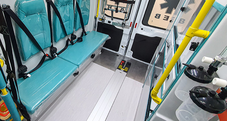 entrega-de-ambulancias-municipalidad-de-la-granja-2.jpg