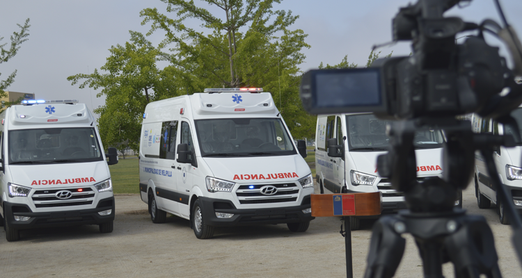 entrega-de-ambulancias-para-el-ministerio-de-salud-4.png