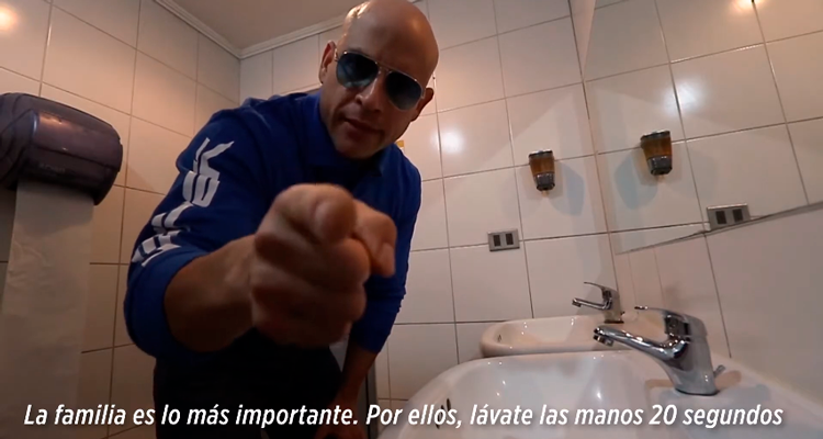 por-tu-familia-lavate-las-manos-y-cuidate-1.png